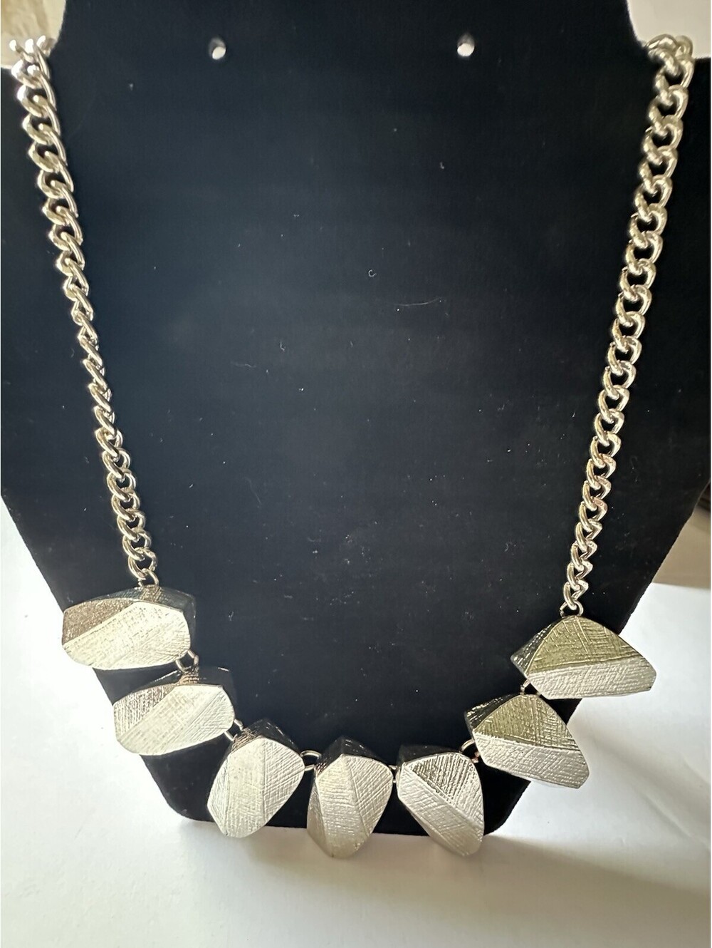 Silvertone Statement Necklace With Thick Chain And Bold Geometric Design